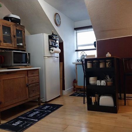 Cozy And Quiet Apartment On The Second Floor Escalante Bagian luar foto