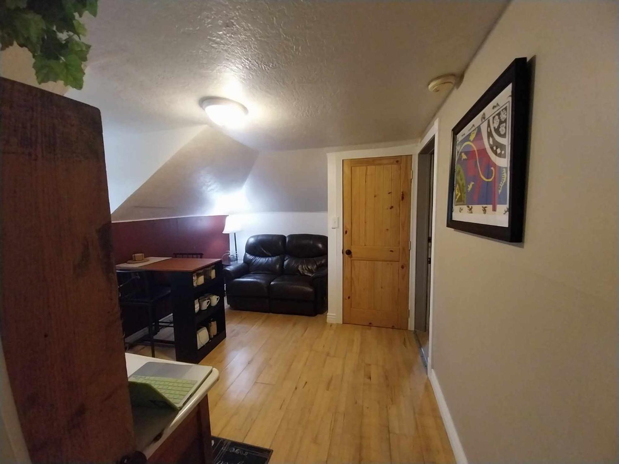 Cozy And Quiet Apartment On The Second Floor Escalante Bagian luar foto